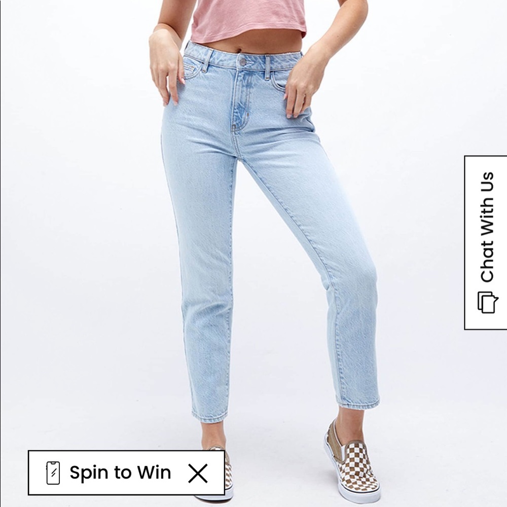 Pacsun Light Wash Mom Jeans